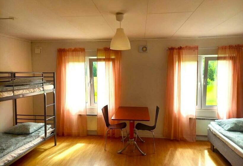 Hasslebogården Vandrarhem