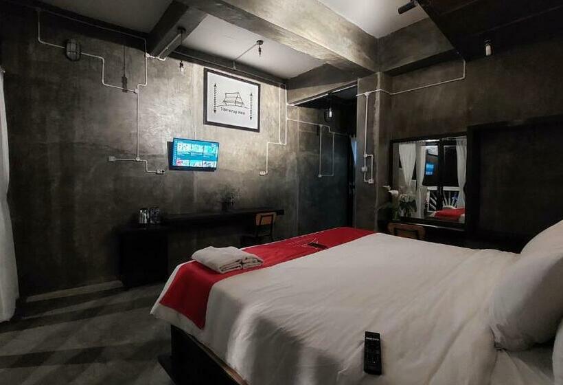 هتل 3 Berastagi