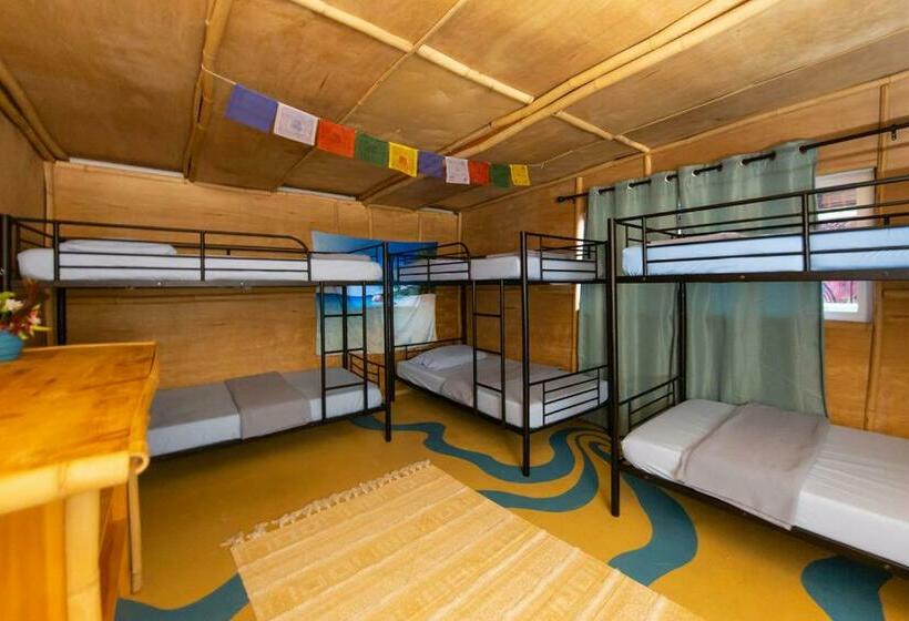 Open Gate Hostel Hawaii
