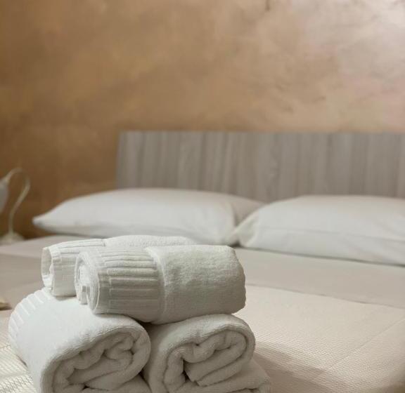 بنسيون Le Stanze Della Braceria Calabrese