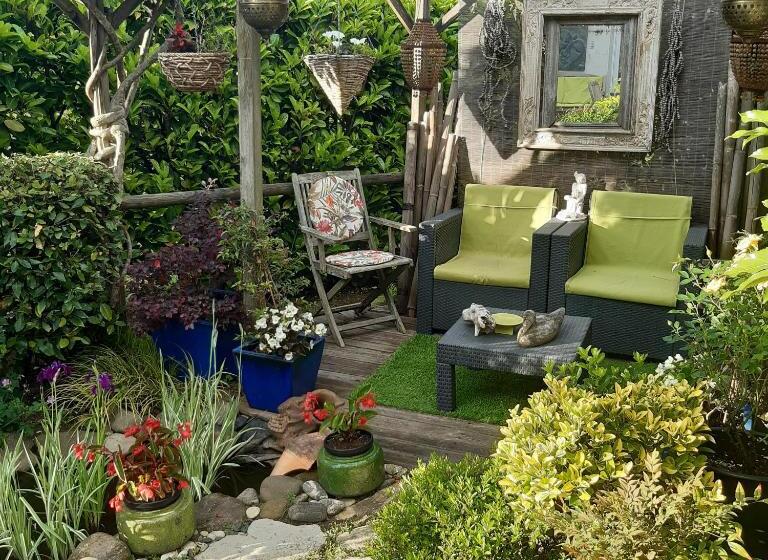 تختخواب و صبحانه Chambre Et Jardin