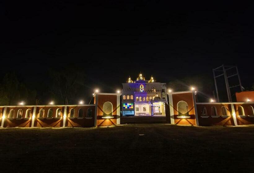 호텔 Rang Mahal Resort