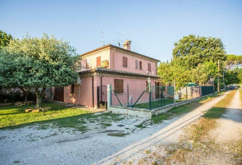 Пансион Casa Di Marco E Kaila