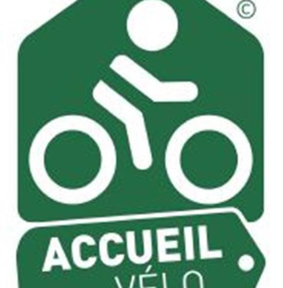 ベッドアンドブレックファースト Sous Les Pins Gîtes Et Chambres D Hôtes