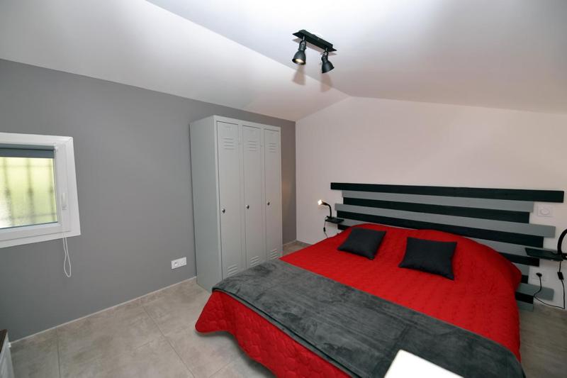 ベッドアンドブレックファースト Sous Les Pins Gîtes Et Chambres D Hôtes