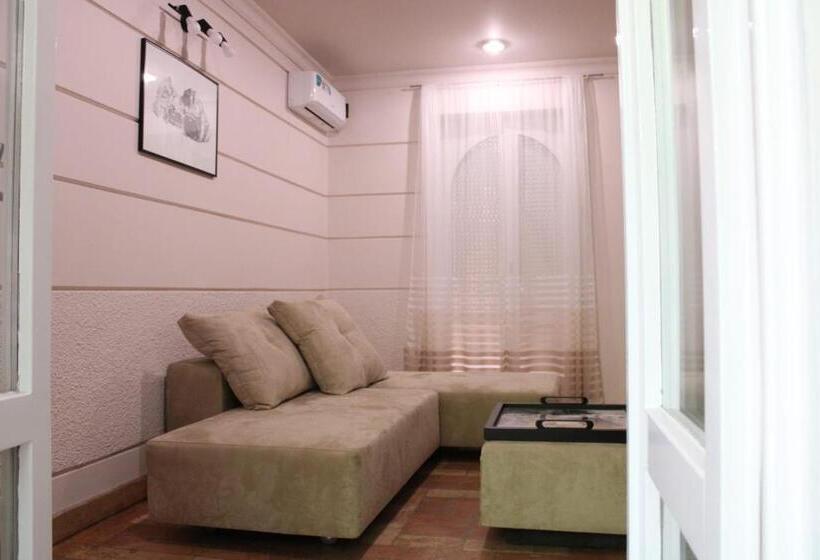 Garden Center Apartment