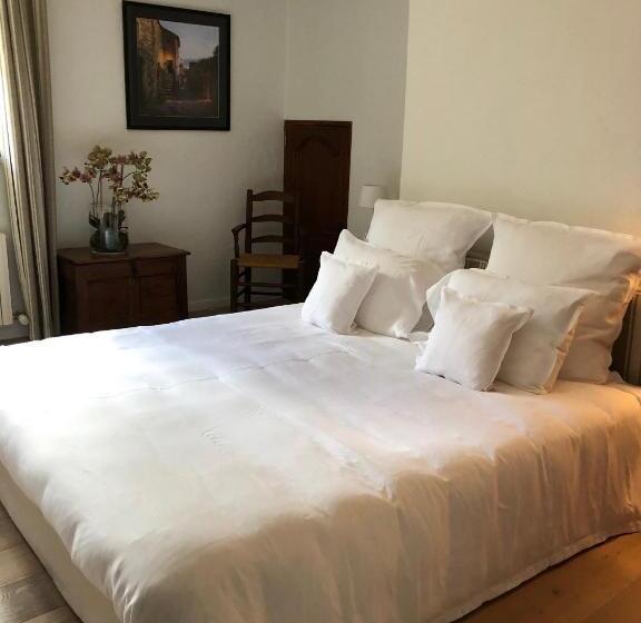 Пансион Four De Cony