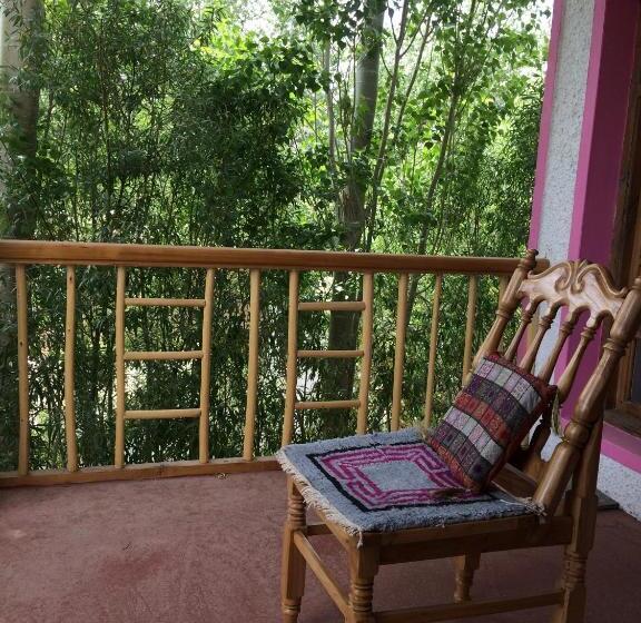 Pensão Napishu Guest House