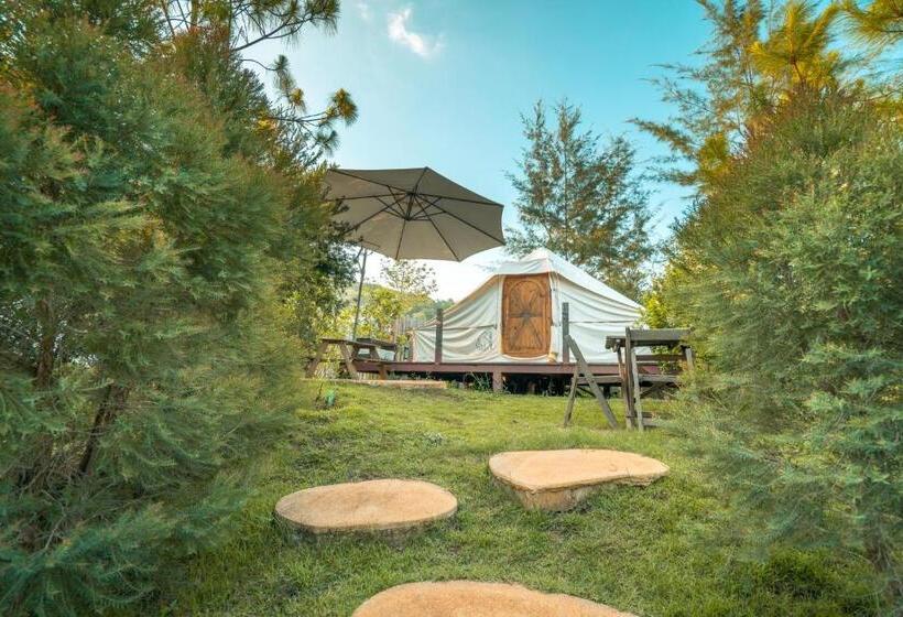 استراحتگاه The Birder S Lodge Khao Yai
