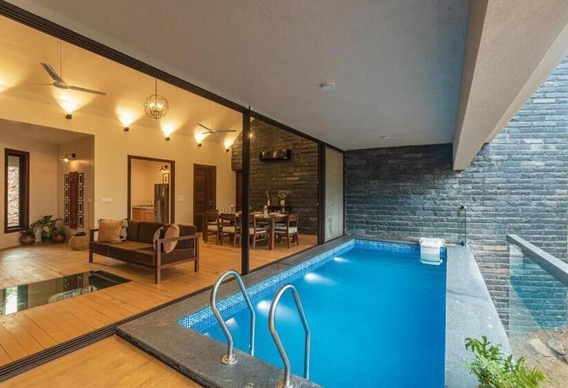 Saffronstays Yahvi Waters By Kosha Villas, Pawna Pool Villa With Stunning Lake View