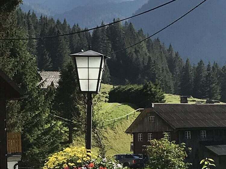 ユースホステル Gasthof Zum Gamsjäger