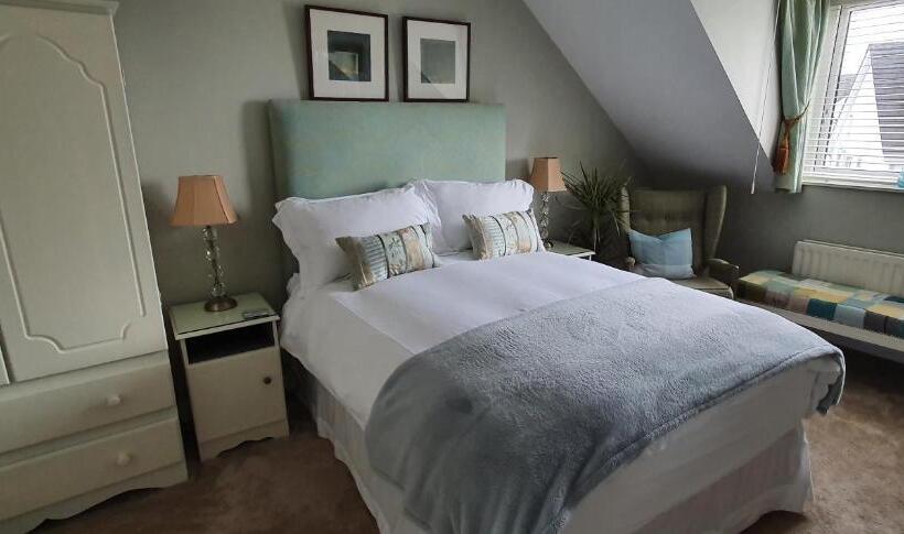 Grove Bed & Breakfast