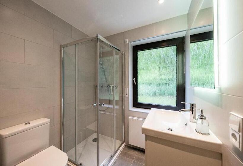 Großzügiges Feriendomizil Im Herzen Von Sankt Aldegund