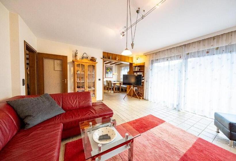 Großzügiges Feriendomizil Im Herzen Von Sankt Aldegund