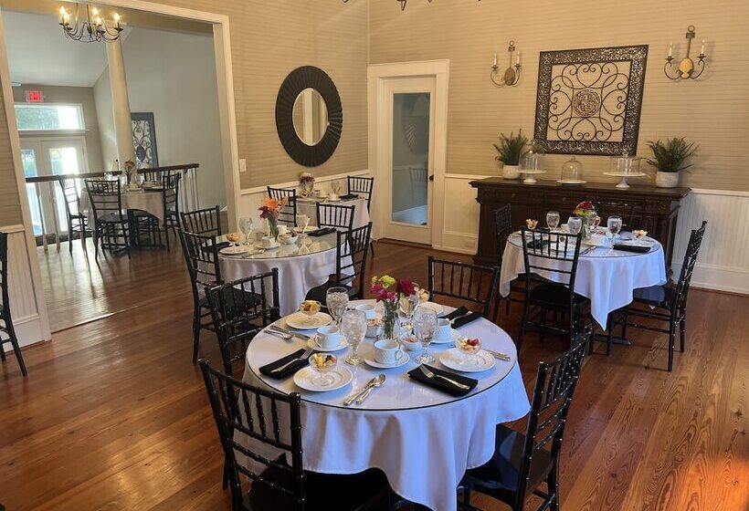 Liberty Hall Bed And Breakfast