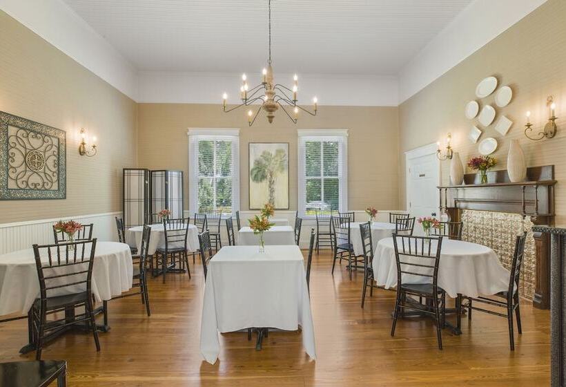 Liberty Hall Bed And Breakfast