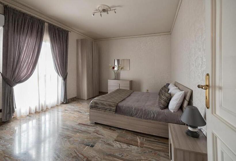 پانسیون Domus Aurea