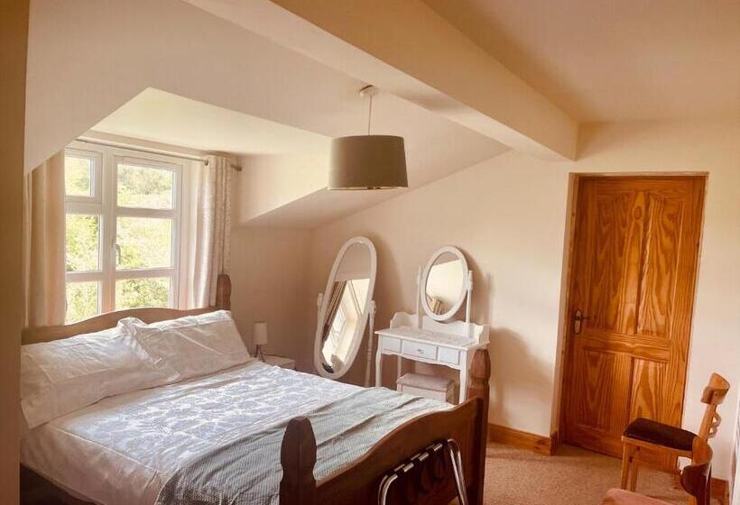 צימר Maghera House