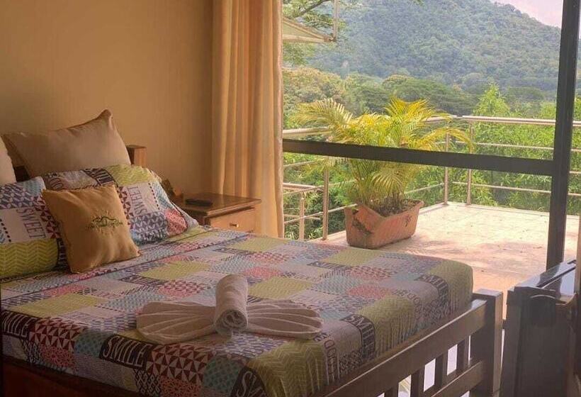 هتل Campestre Cerro Dorado