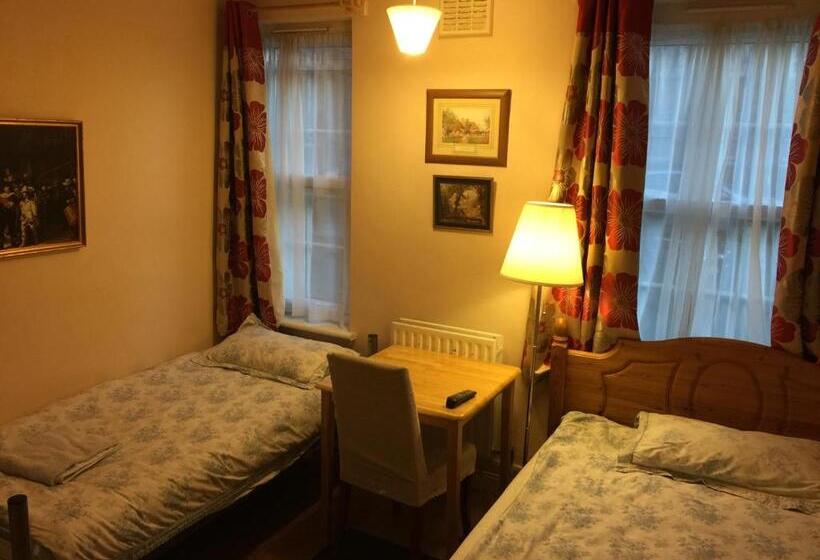 פנסיון Central Greenwich Guest Rooms
