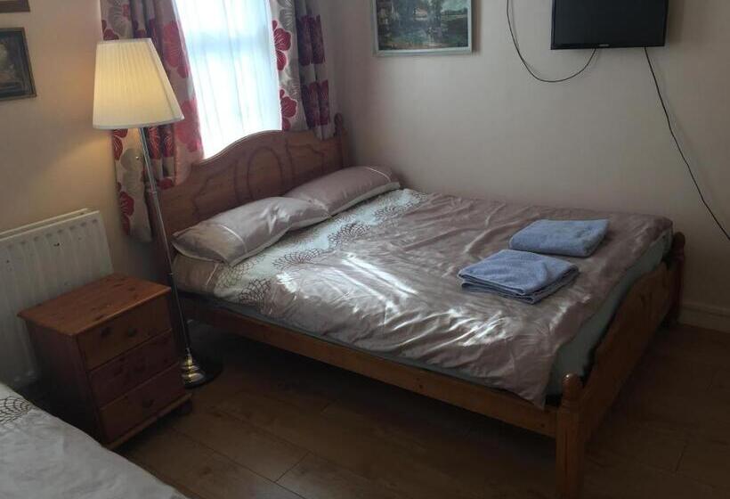 פנסיון Central Greenwich Guest Rooms