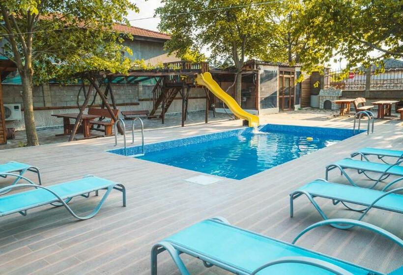 پانسیون Guest House Nevena