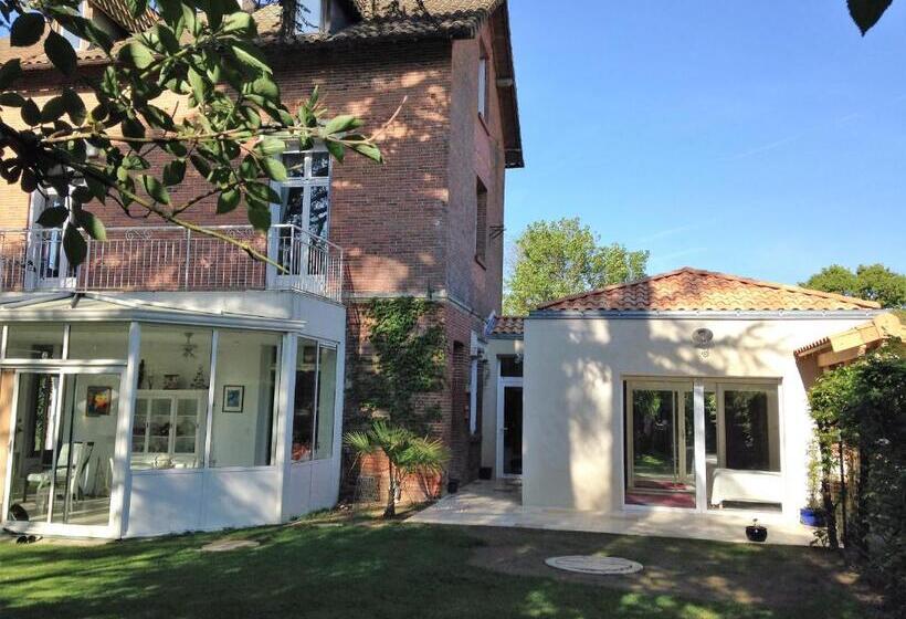 پانسیون La Chambre Colbert