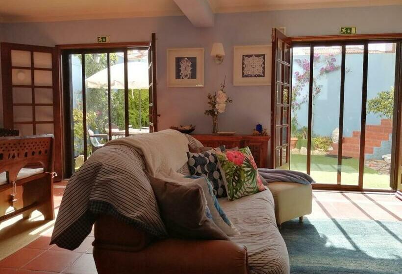 Пансион Peniche Blue Wave Home