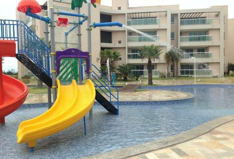 استراحتگاه Riviera Beach Place & Manhattan Golf Residence