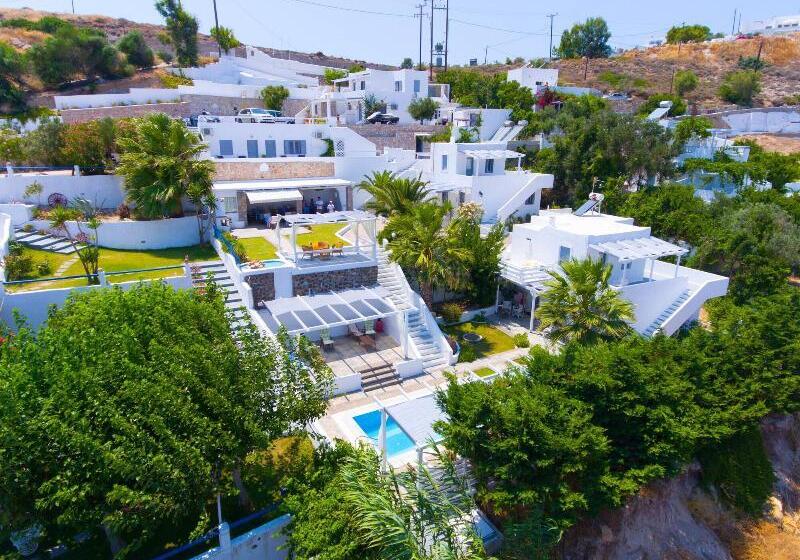 هتل Alexandros Village