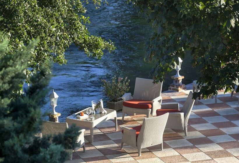 ホテル Auberge Du Clos Normand