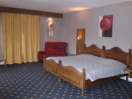 בית מלון כפרי Aux Armes De France