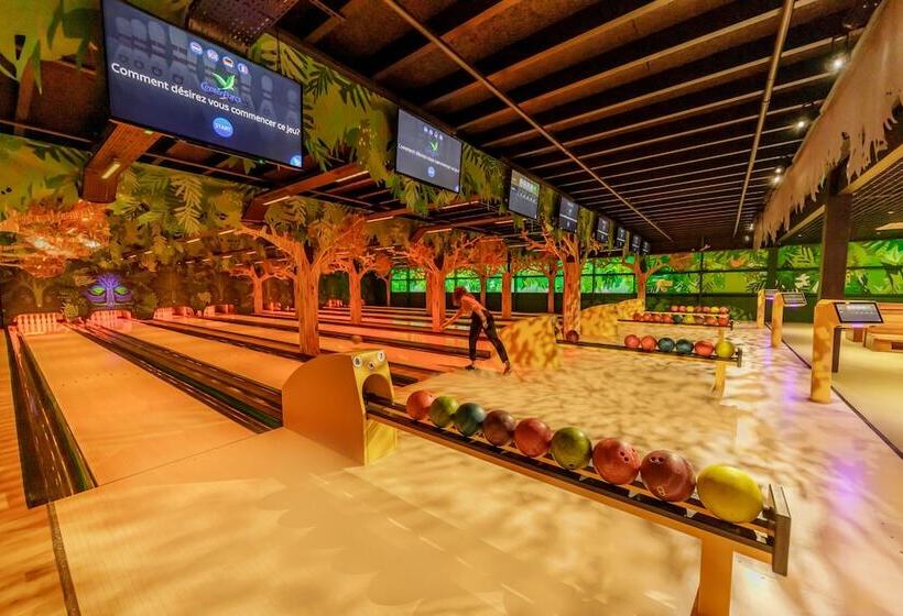 בית מלון כפרי Center Parcs Les Bois-francs