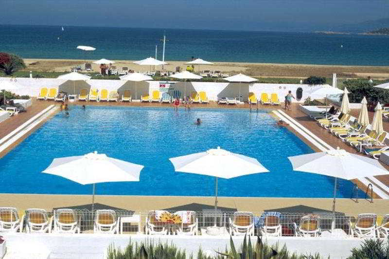 Отель Club Marmara Grand Bleu