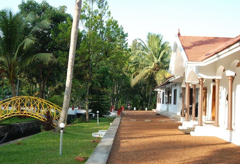 בית מלון כפרי Coconut Creek Farm & Home Stay