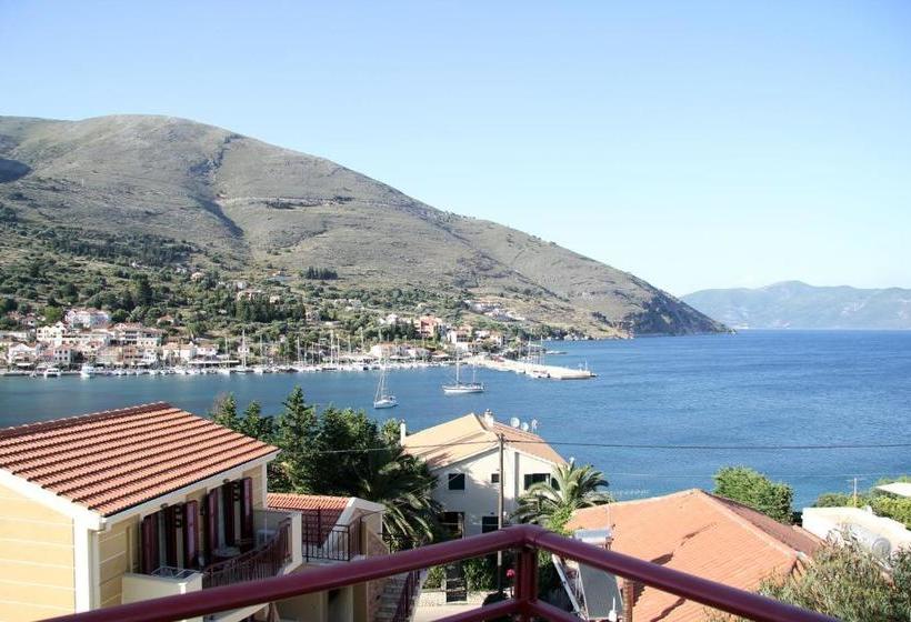 בית מלון כפרי Greka Ionian Suites & Villa