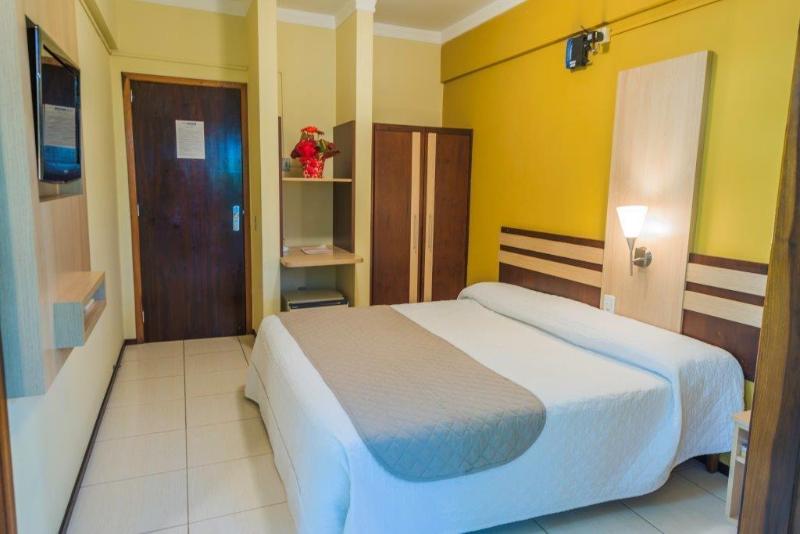 ホテル Harbor Inn Jaragua