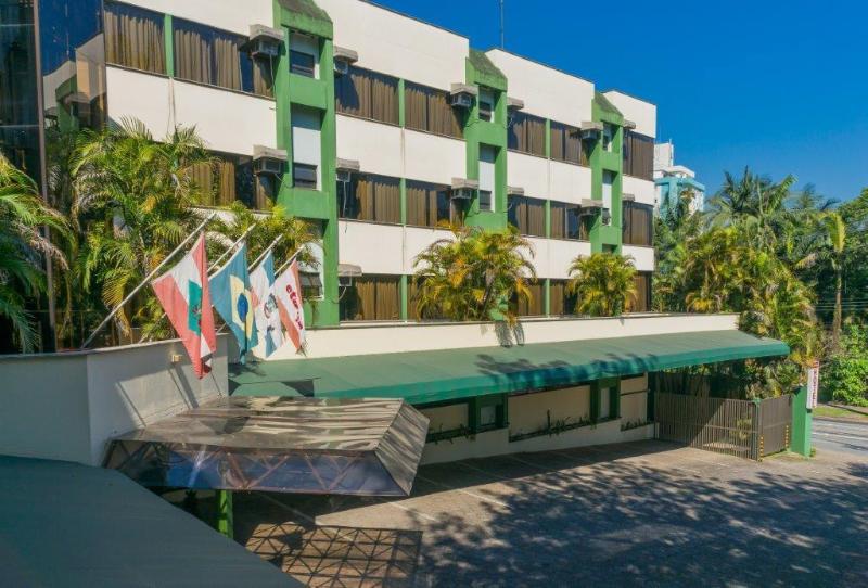 ホテル Harbor Inn Jaragua