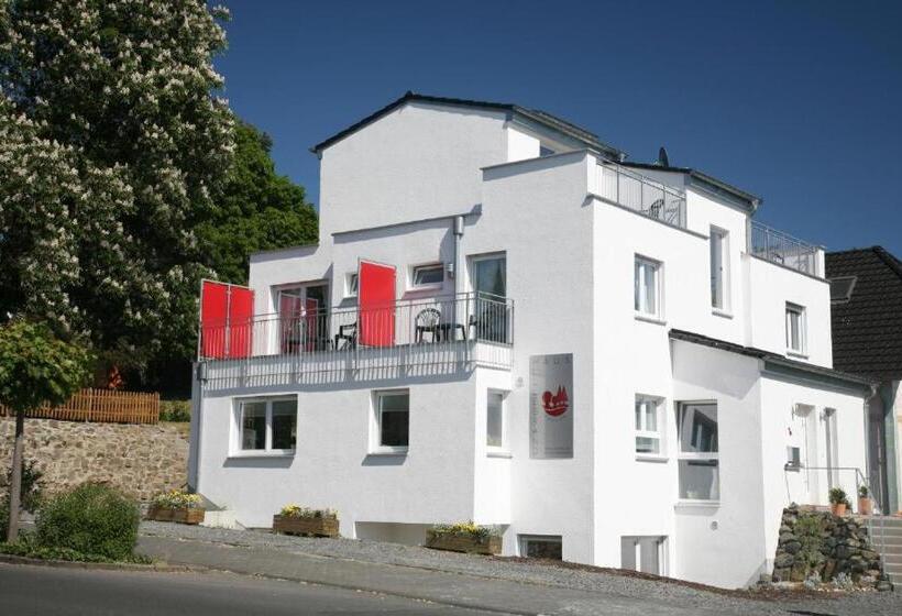 هتل Haus Hillebrand