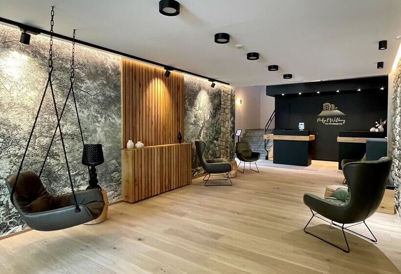 ホテル Hofgut Wißberg  Das Weinberg