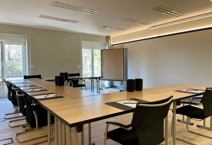 ホテル Hofgut Wißberg  Das Weinberg