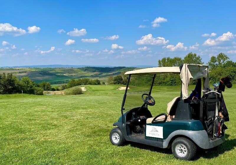 ホテル Hofgut Wißberg  Das Weinberg