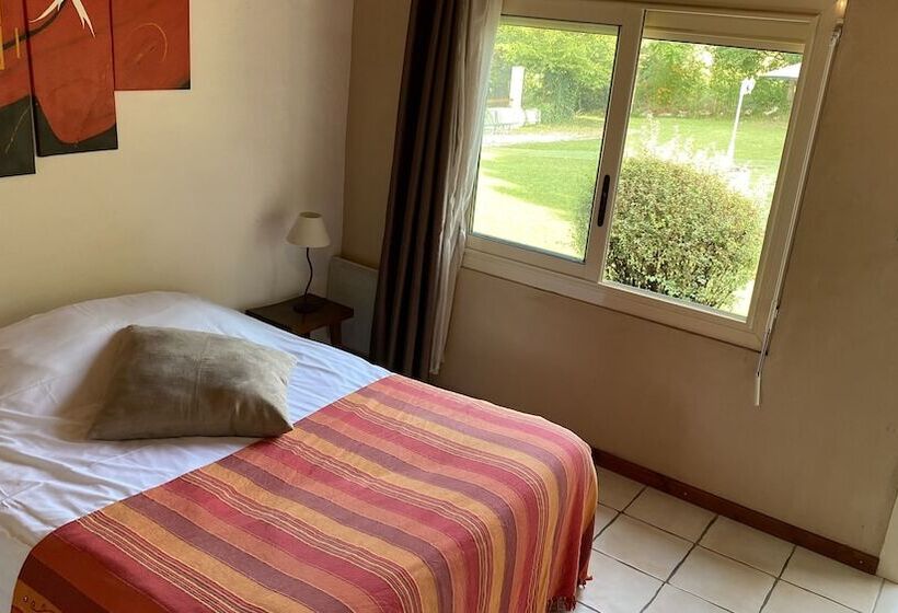 فندق Logis Des Cretes De Pignols