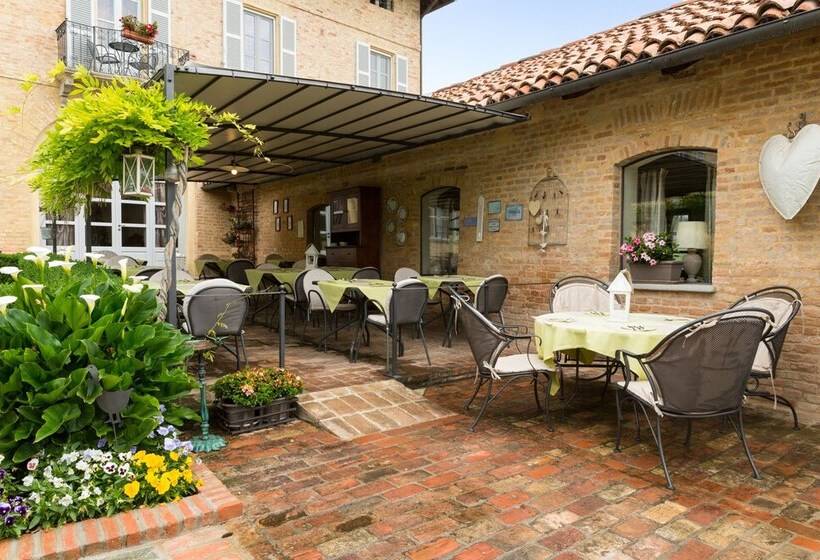 فندق Relais Castello Di Razzano