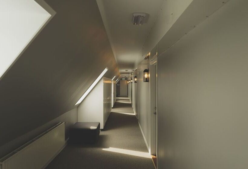 Nor   Badehotellet