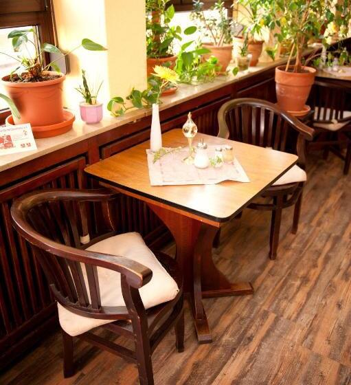 ペンション Neubert`s Gasthaus Am Rhein