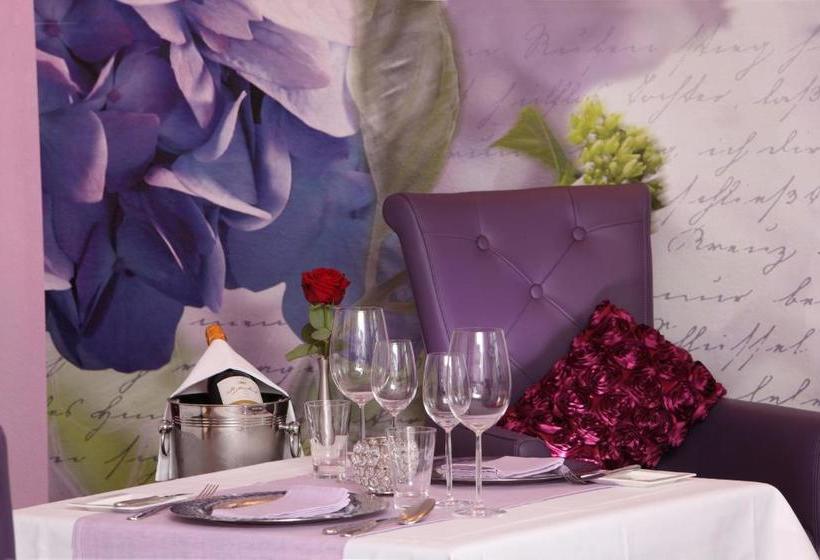 ホテル Schloss Rockenhausen