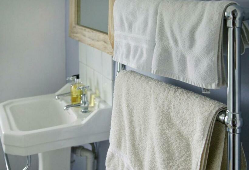 Bed and Breakfast Higher Tresmorn Farm