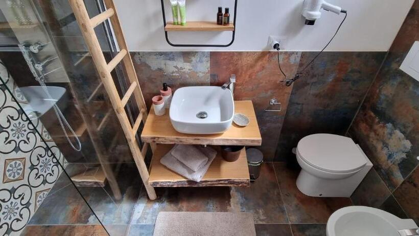 مبيت وإفطار Palazzo Donna Chicchi