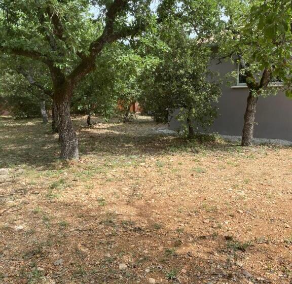 Gite Couleur Terre à 10mn De Gordes